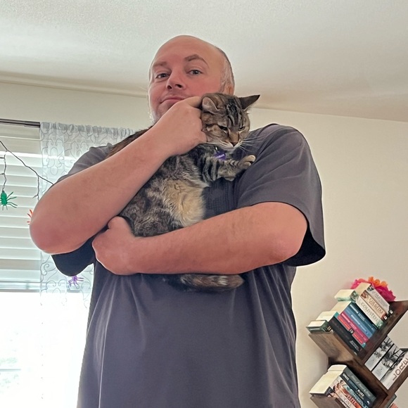 Meet your Posher, Kristin - Picture 2 of 3